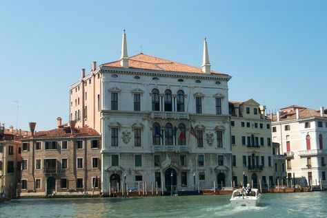 Palazzo-Balbi-a-Venezia